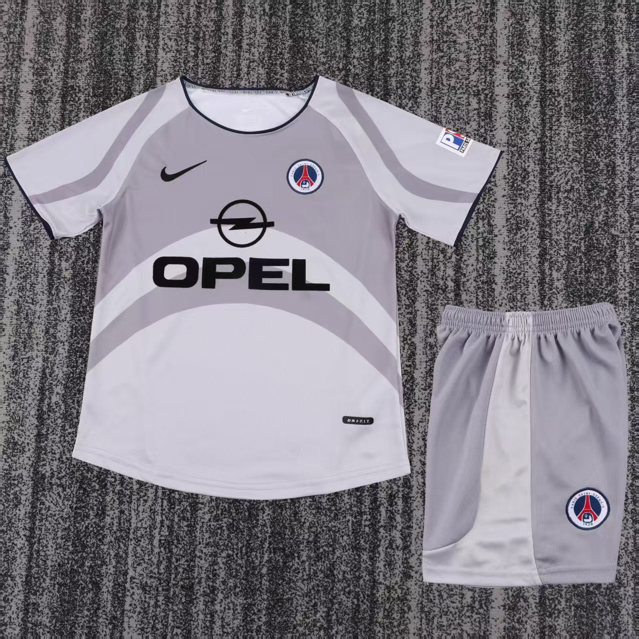 Kids PSG Retro Kit
