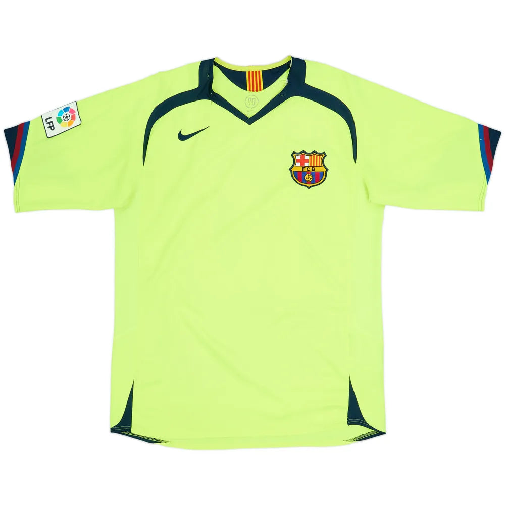 Barcelona 2005/06 Away Shirt Ronaldinho #10