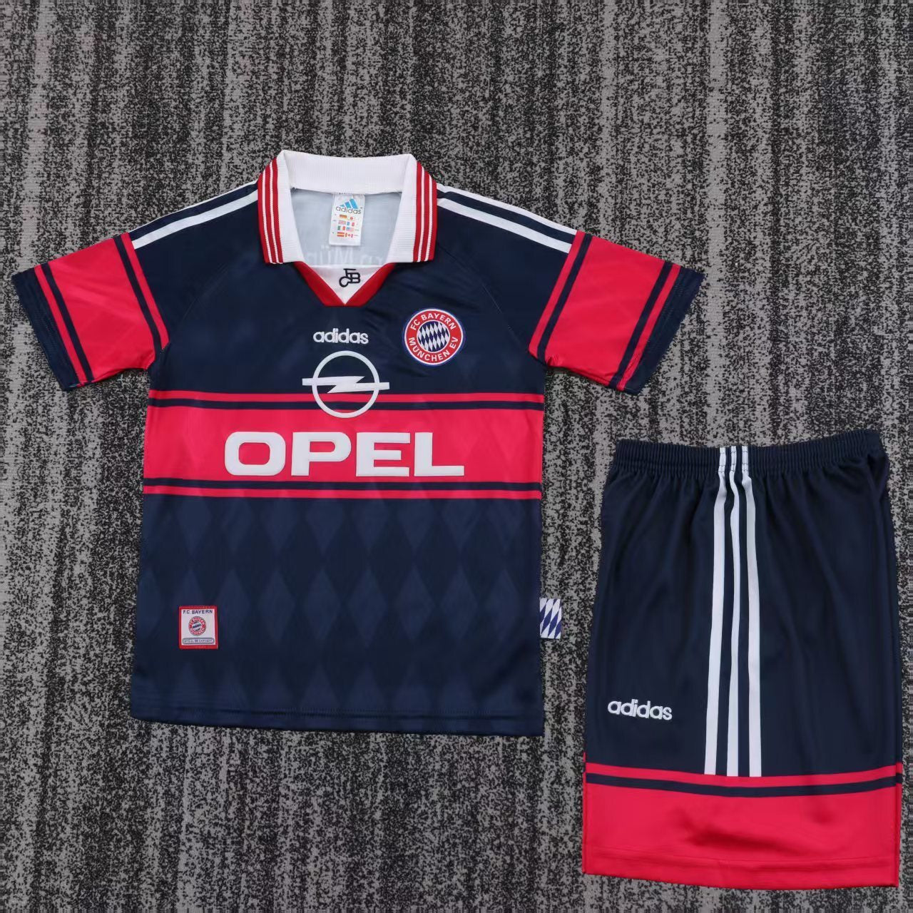 Kids Bayern Munich Retro Kit