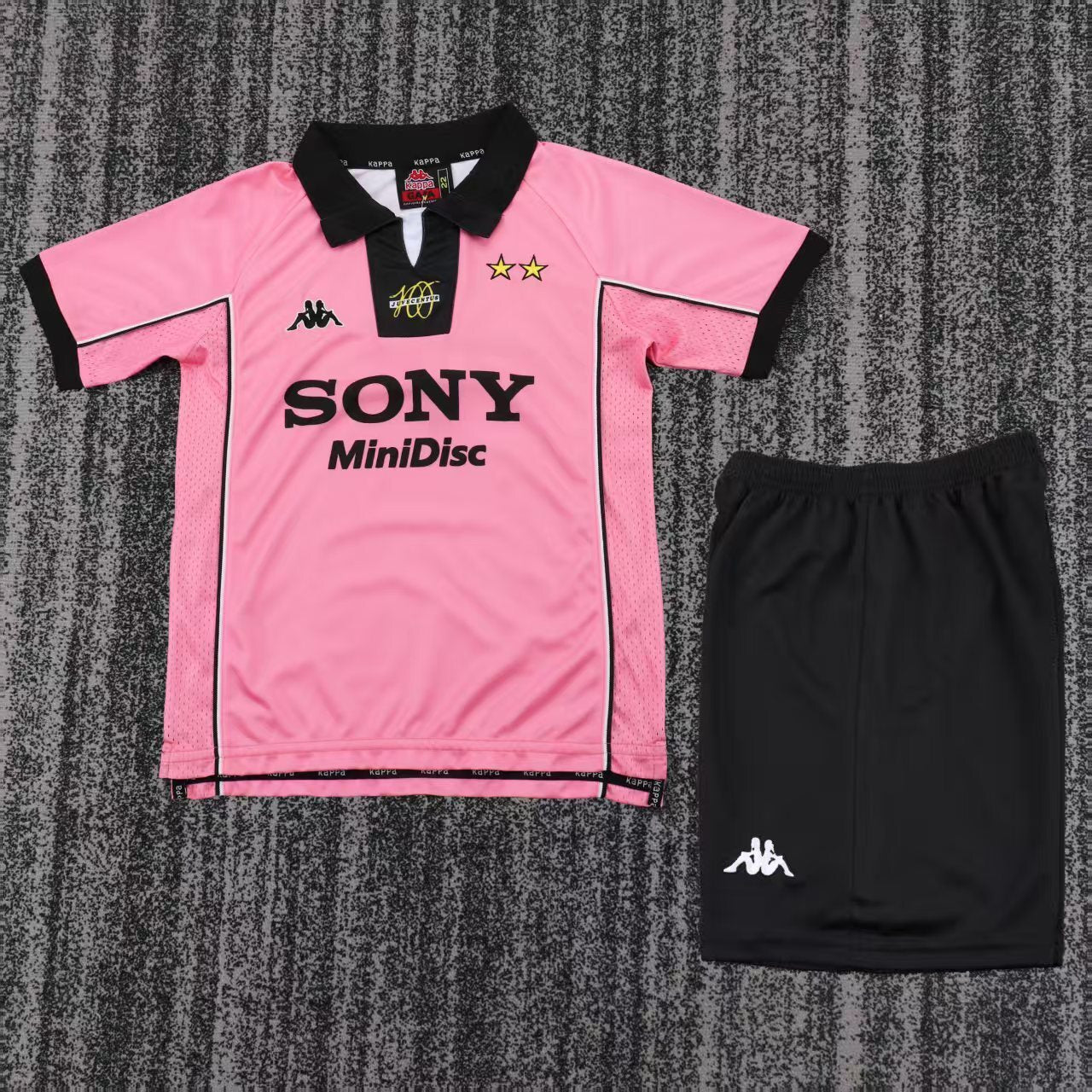 Kids Juventus Retro Kit