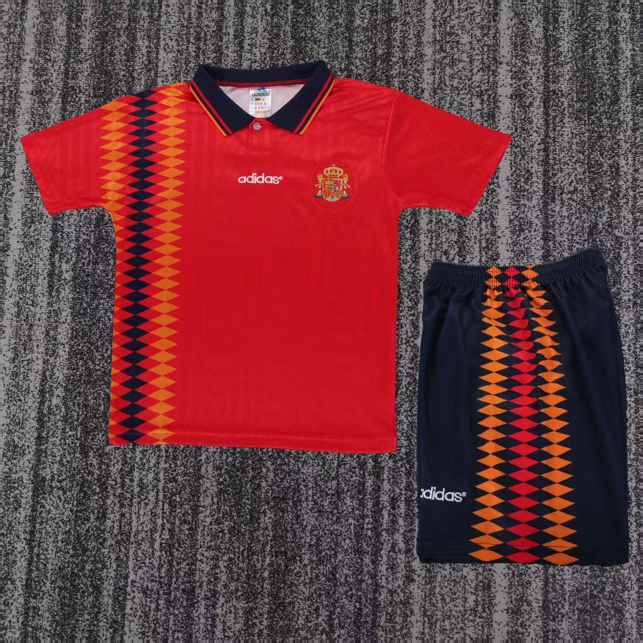 Kids Spain Retro Kit