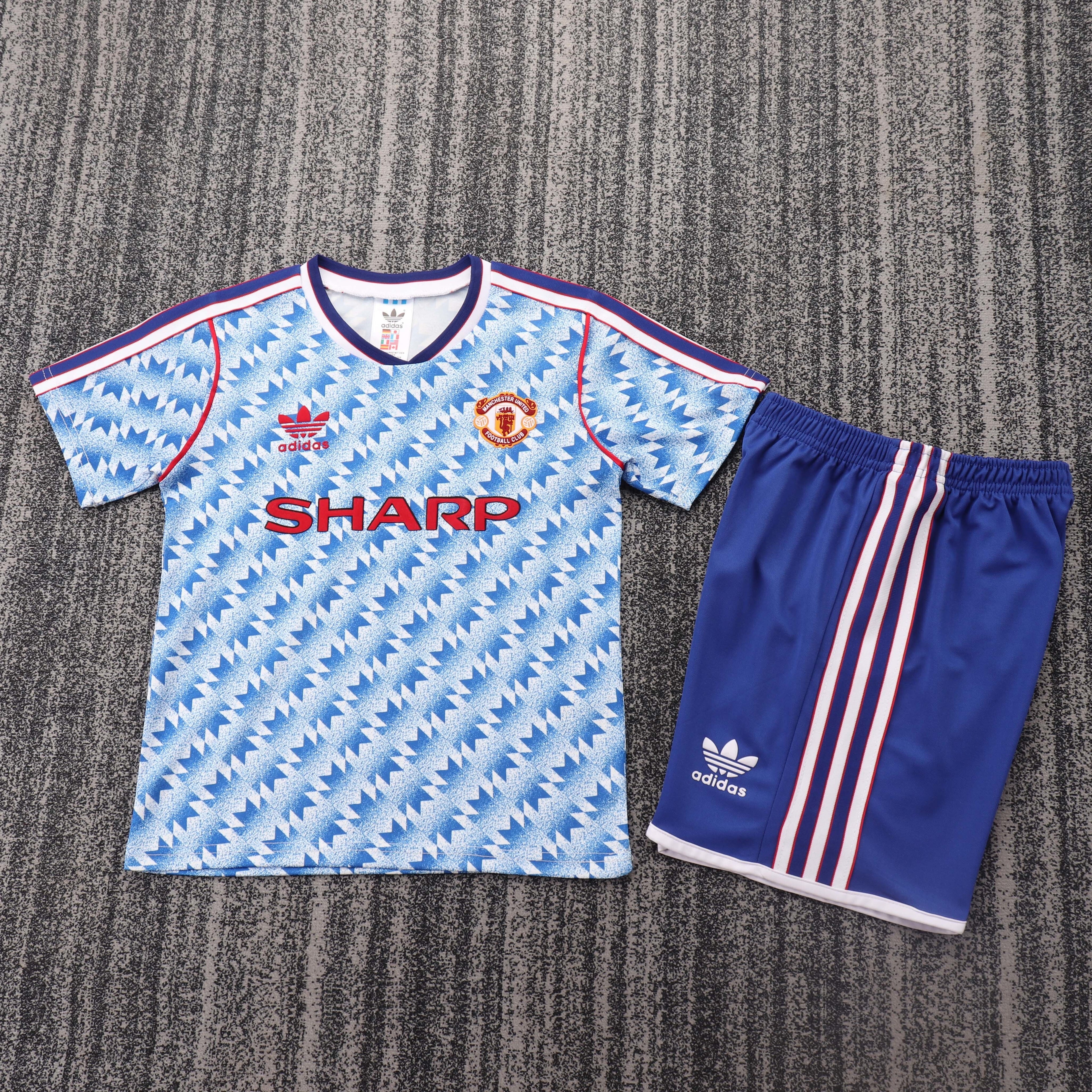 Kids Manchester United Retro Kit