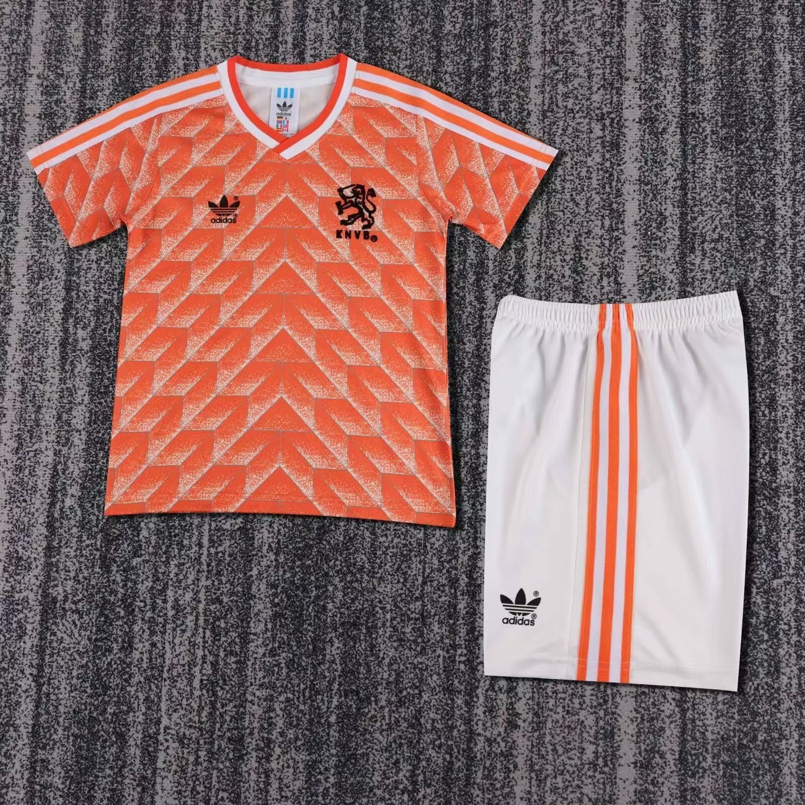 Kids Netherlands Retro Kit