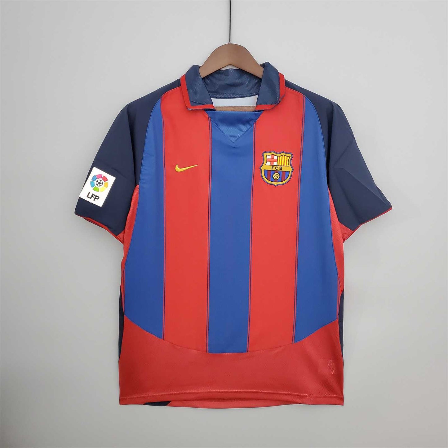 FC Barcelona 03/04 Home Shirt