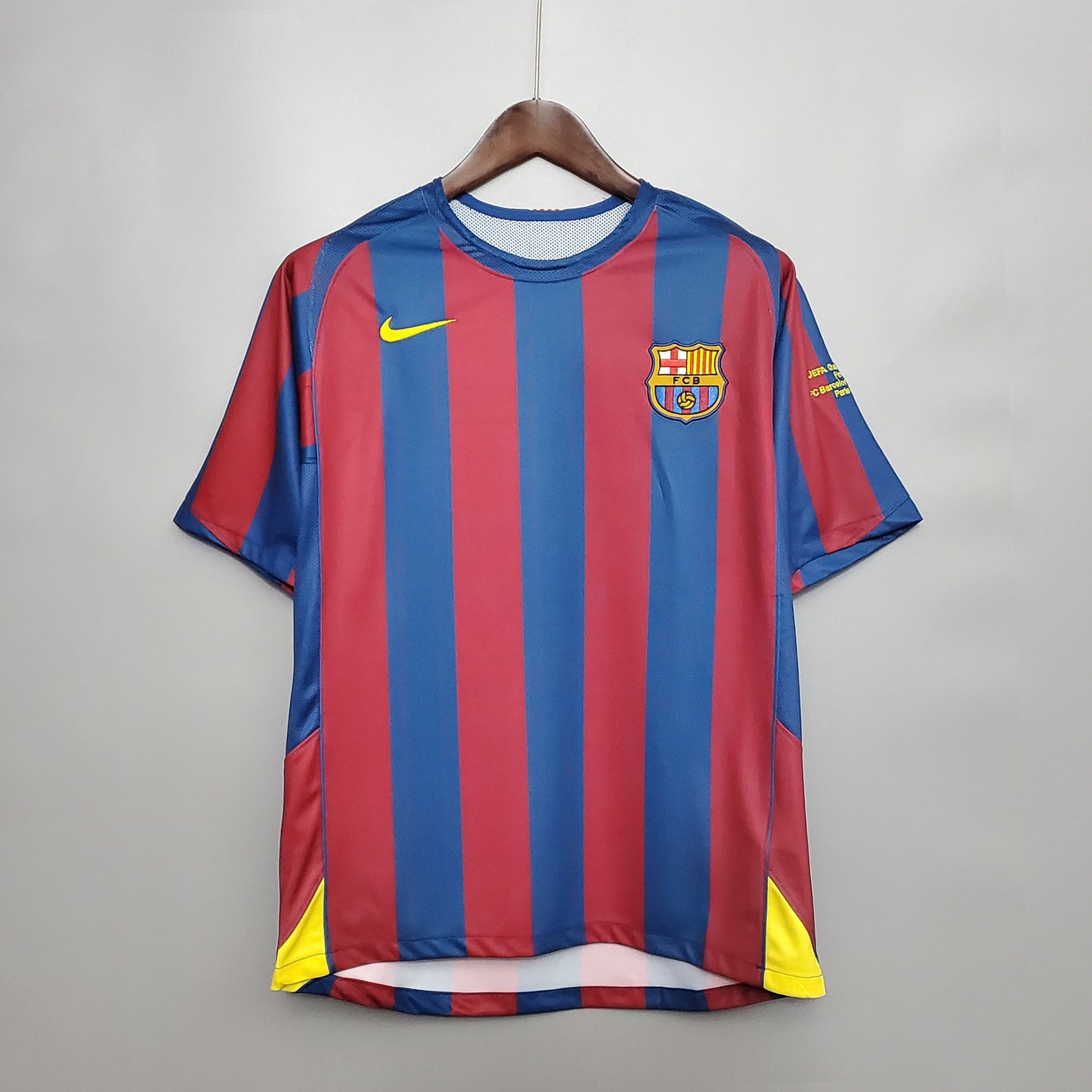 FC Barcelona 05/06 Home Shirt