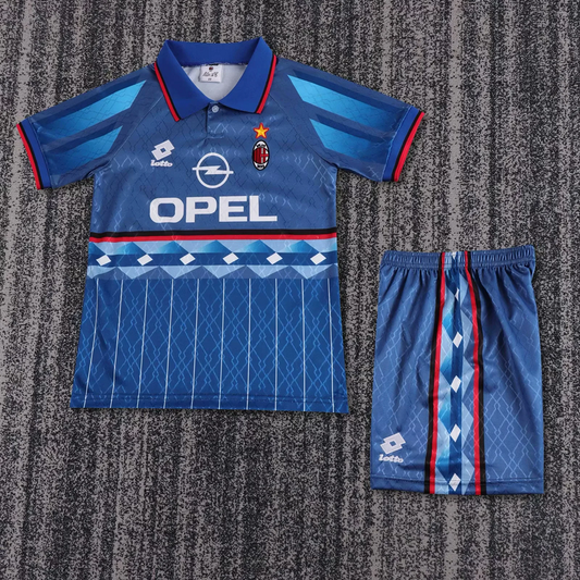 AC Milan 95/96 Away Kit