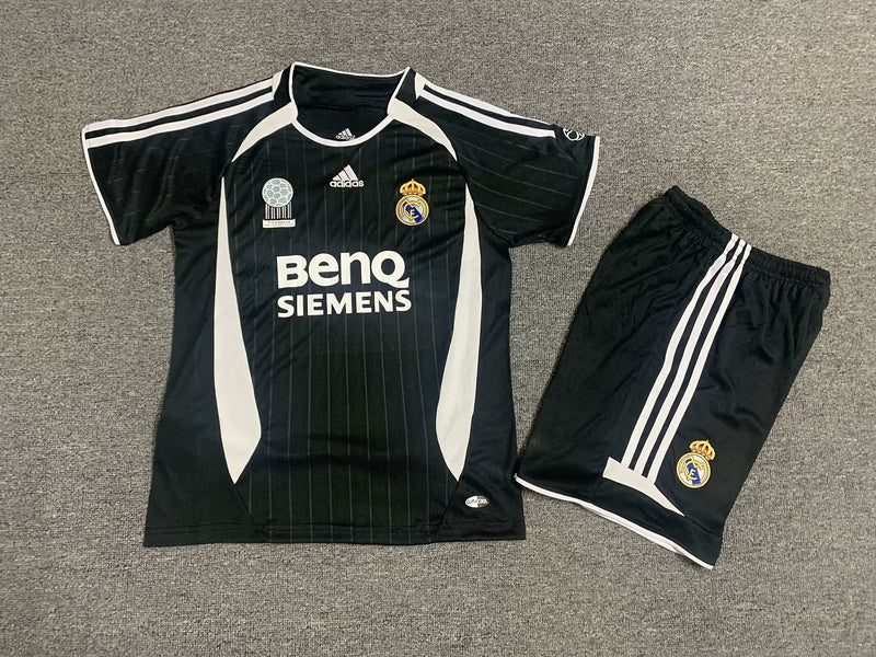 Real Madrid 06/07 Away Kit