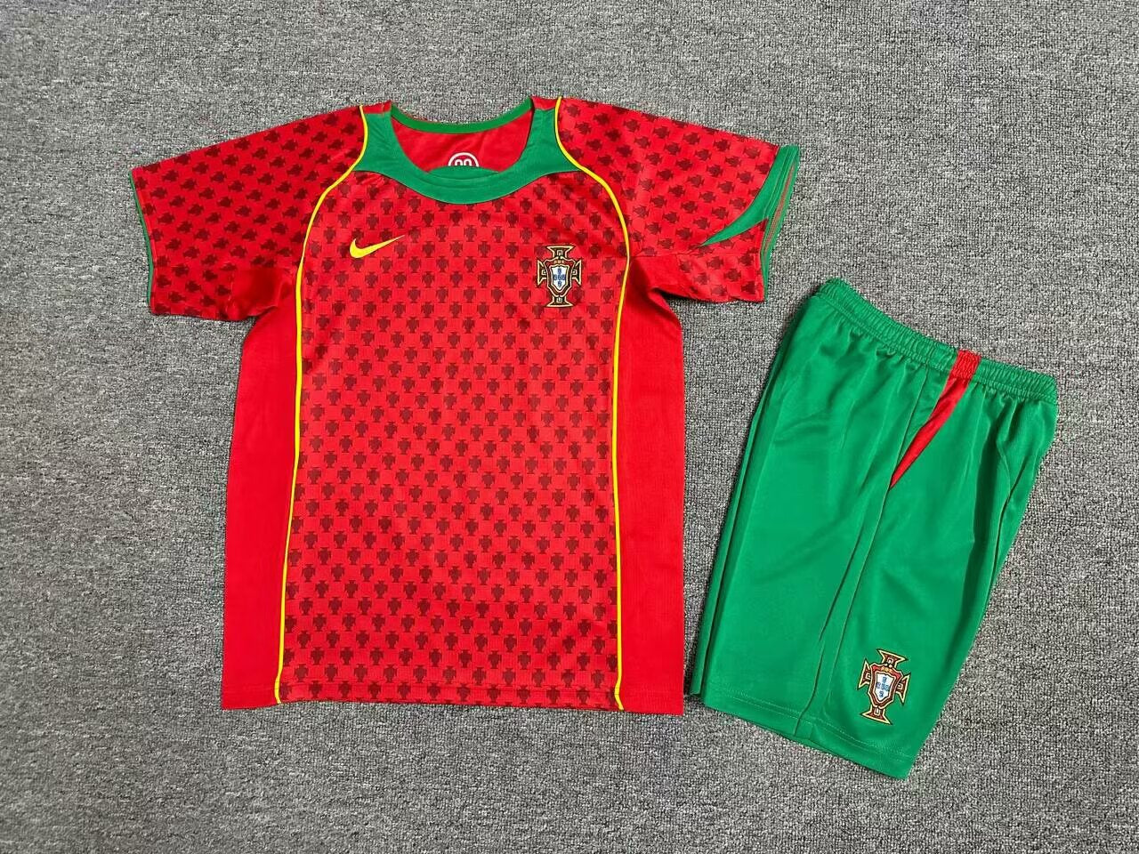 Kids Portugal Retro Kit