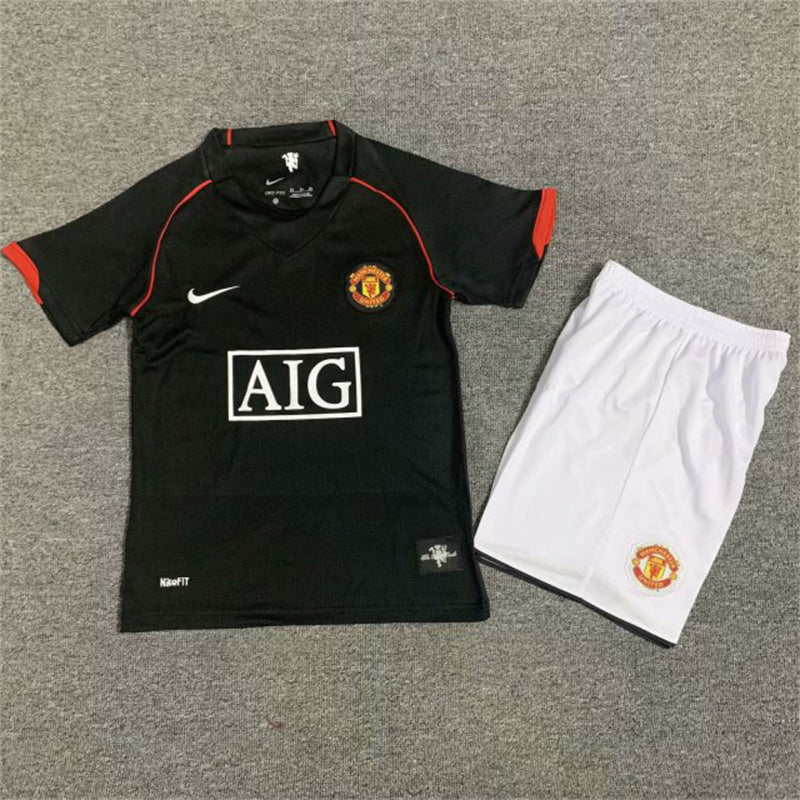 Kids Manchester United Retro Kit