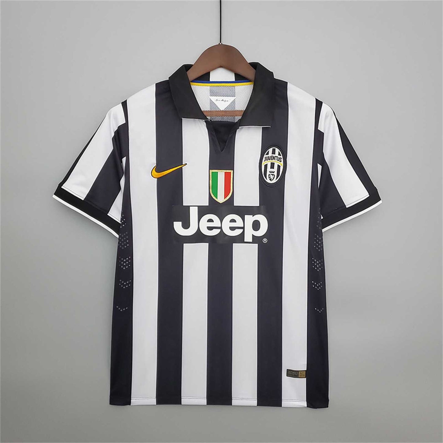 Juventus 14/15 Home Shirt