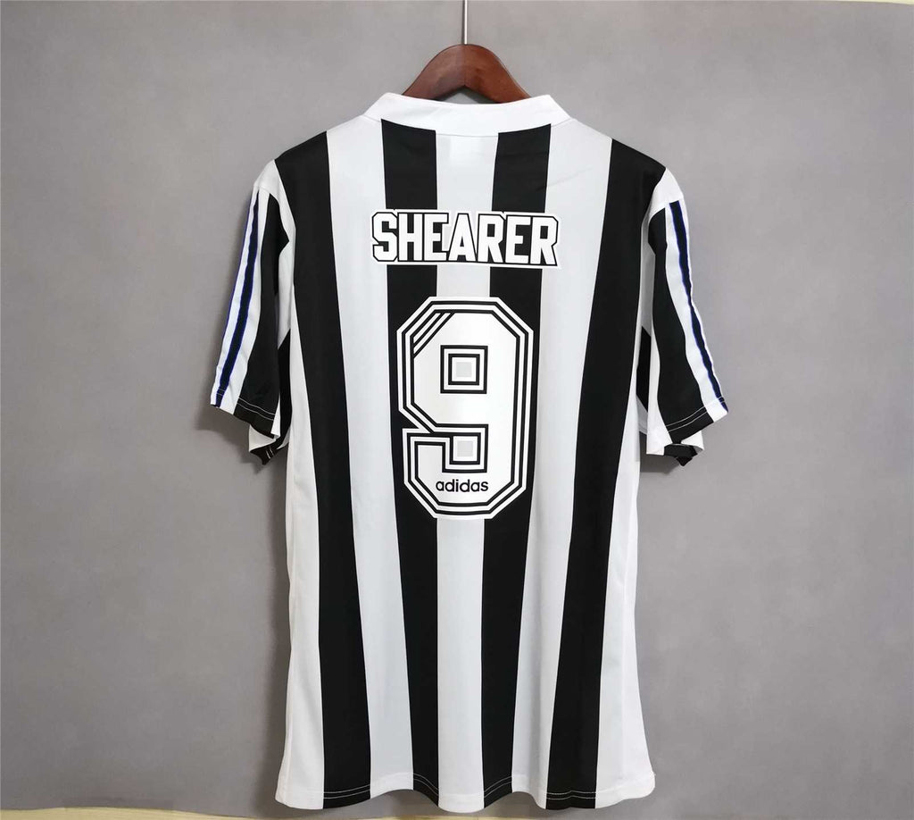 Newcastle United + Shearer Retro