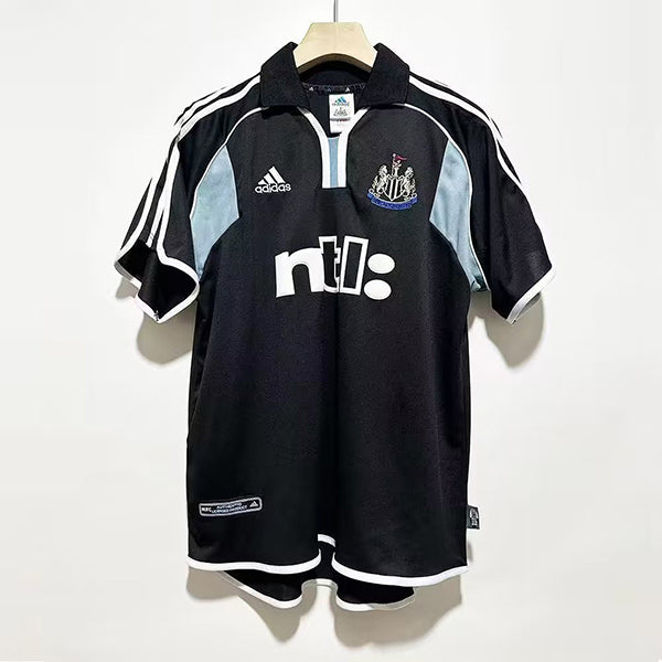 Newcastle Utd 00/01 Away Shirt