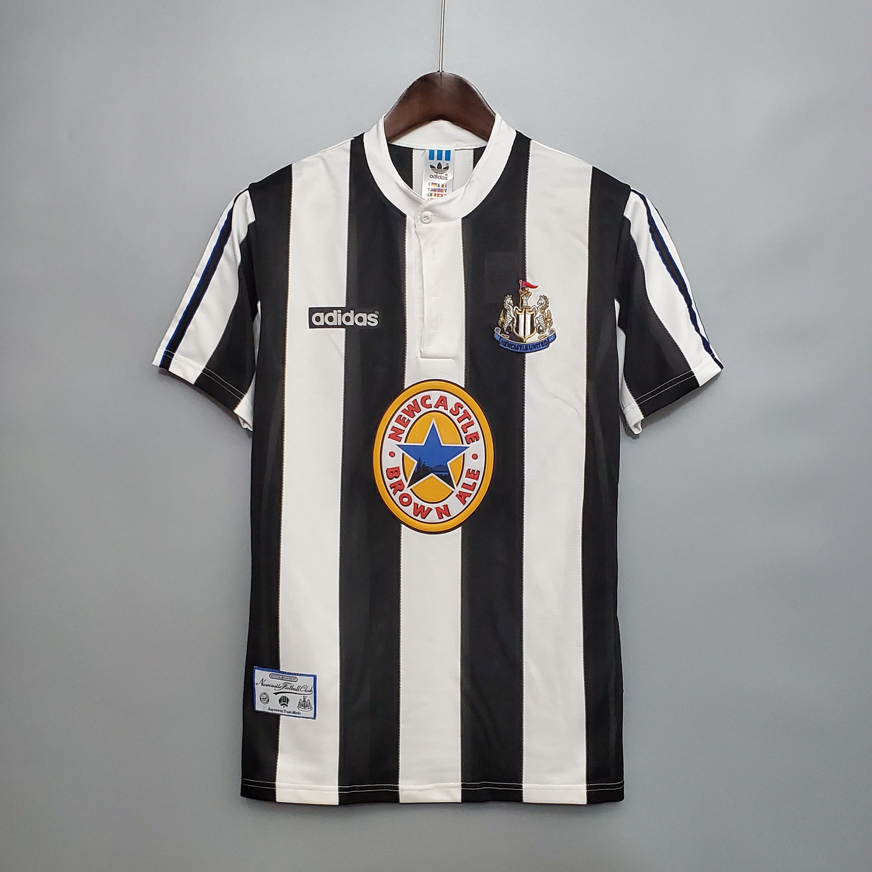 Newcastle United + Shearer Retro