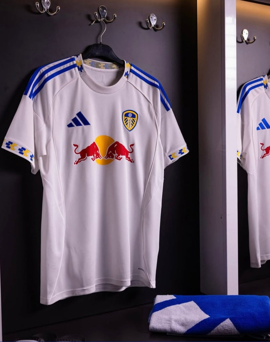 Leeds United 25/26 Home