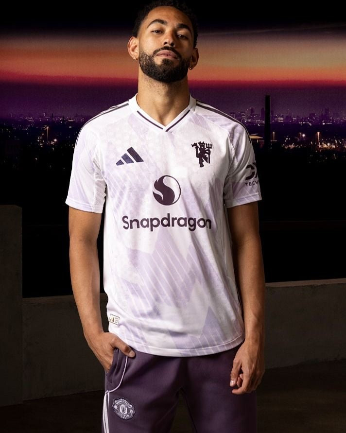 Manchester United 25/26 Away