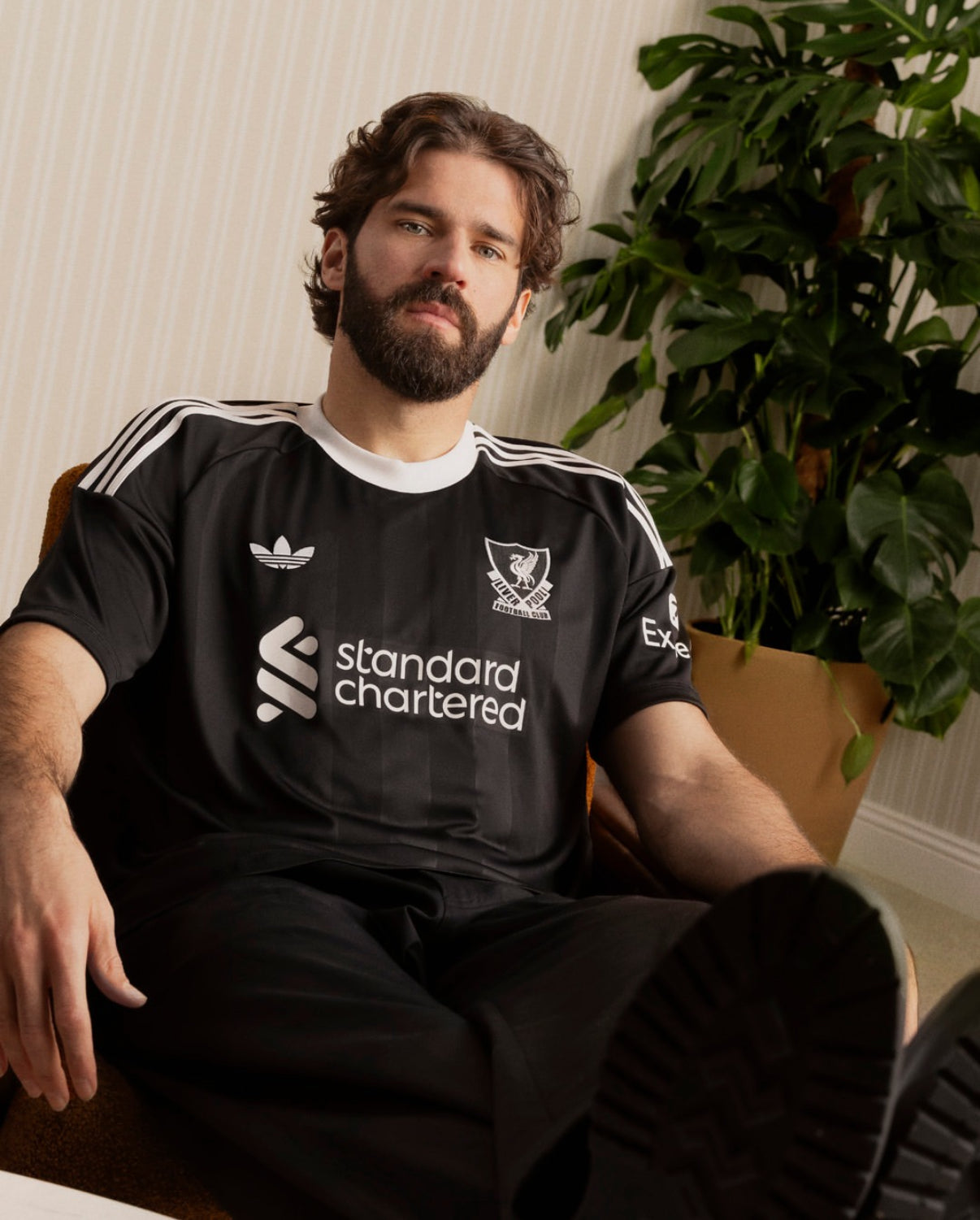 Liverpool FC 25/26 Goalkeeper Shirt